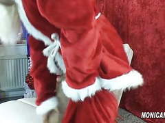 UhPorn presents: Hot xmas video from scandinavian monicamilf - norsk jul