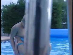 UhPorn presents: Swimmingpool love 4