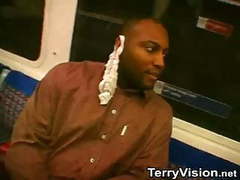 UhPorn presents: Flashing on the london underground - part 1