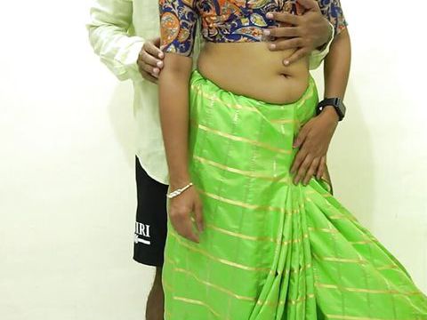 UhPorn presents: Bhabhi ne chhote devar ke sath ki chudai