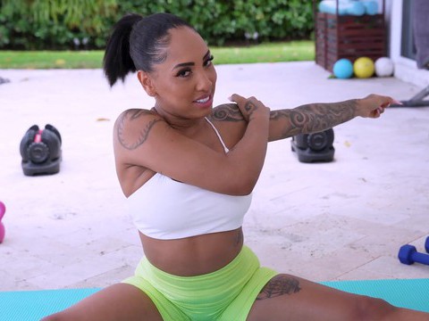 UhPorn presents: Kona jade with shaved pussy enjoys during interracial dicking