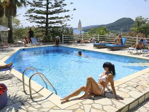 UhPorn presents: Public! stranger fucks me in the middle of the hotel pool!