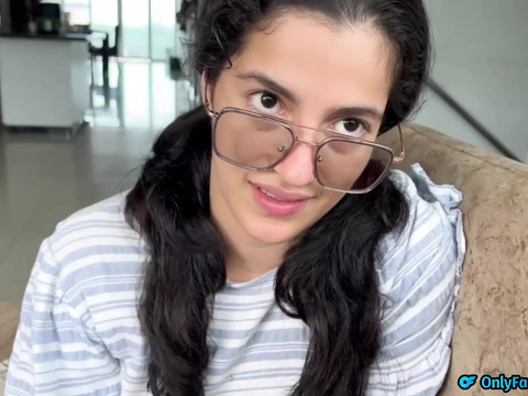 UhPorn presents: ! student gives her virginity to her math teacher!