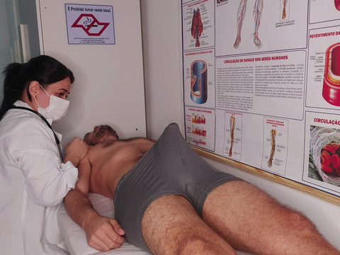 UhPorn presents: Patient's erection right in front of the nurse