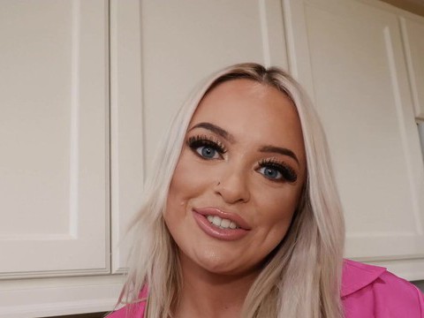 UhPorn presents: Blonde alexis kay with big boobs wearing lingerie gets fucked