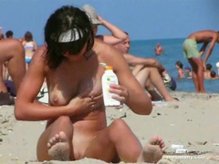 UhPorn presents: Thesandfly sexy beach fun!