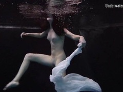 UhPorn presents: Balletic underwater swimming with a teen beauty