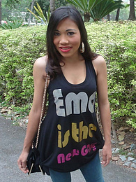UhPorn presents: Thai MILF gets all 3 holes stuffed by strange white tourist
