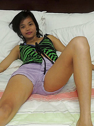 UhPorn presents: Tiny Filipina spinner found on beach by foreign scavenger