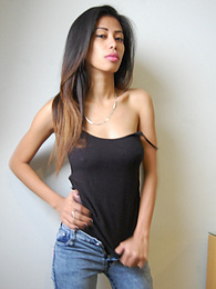 UhPorn presents: Amateur Filipina has perfect slender body for sex