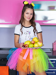 UhPorn presents: Mind blowing and breathtaking brunette beauty playing with fruits after she gets fully naked for the camera.